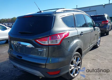 2016 Ford Escape Titanium из США, поврежденный, VIN 1FMCU9J93GUB27603
